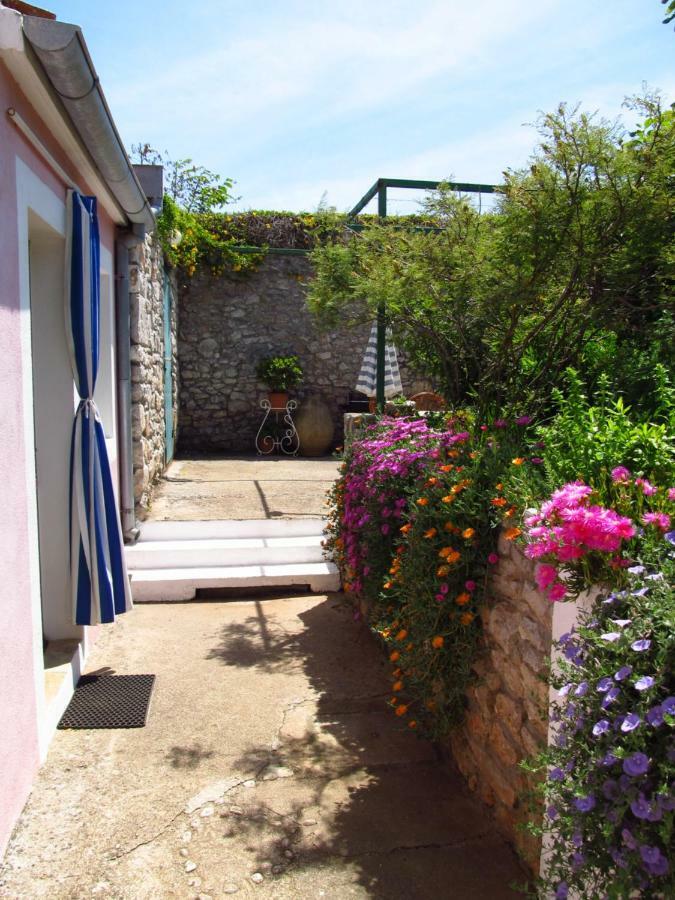 Apartments Anita Veli Lošinj Exterior foto